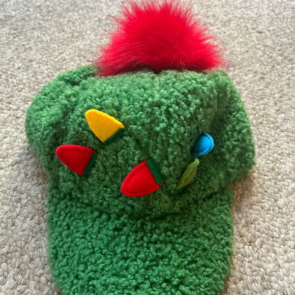 Collection of four Christmas hats and a tie. Excellent used condition. - Picture 4 of 10